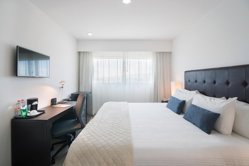 Wyndham Garden Hotel Celaya Celaya  Exterior photo
