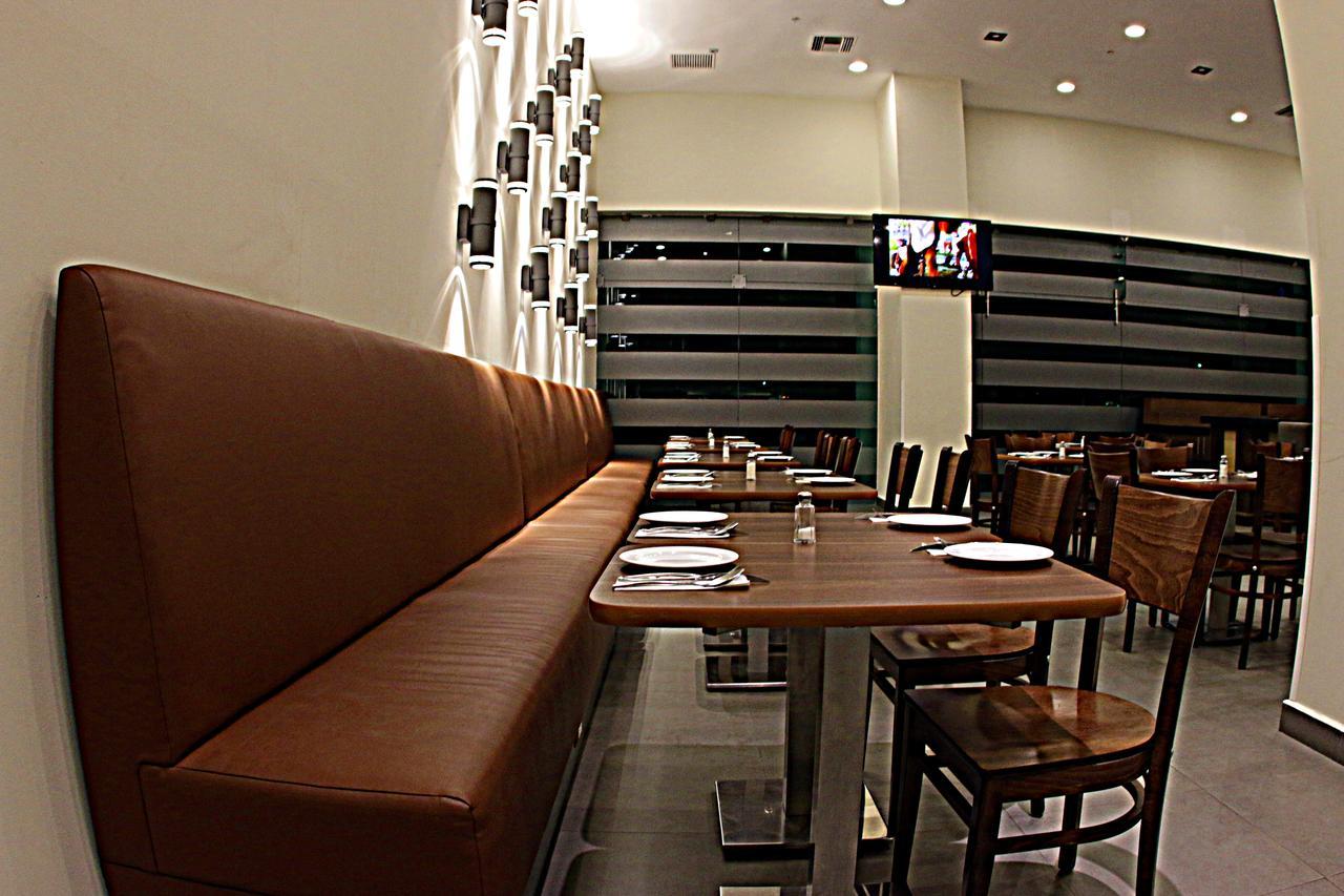 Wyndham Garden Hotel Celaya Celaya  Exterior photo