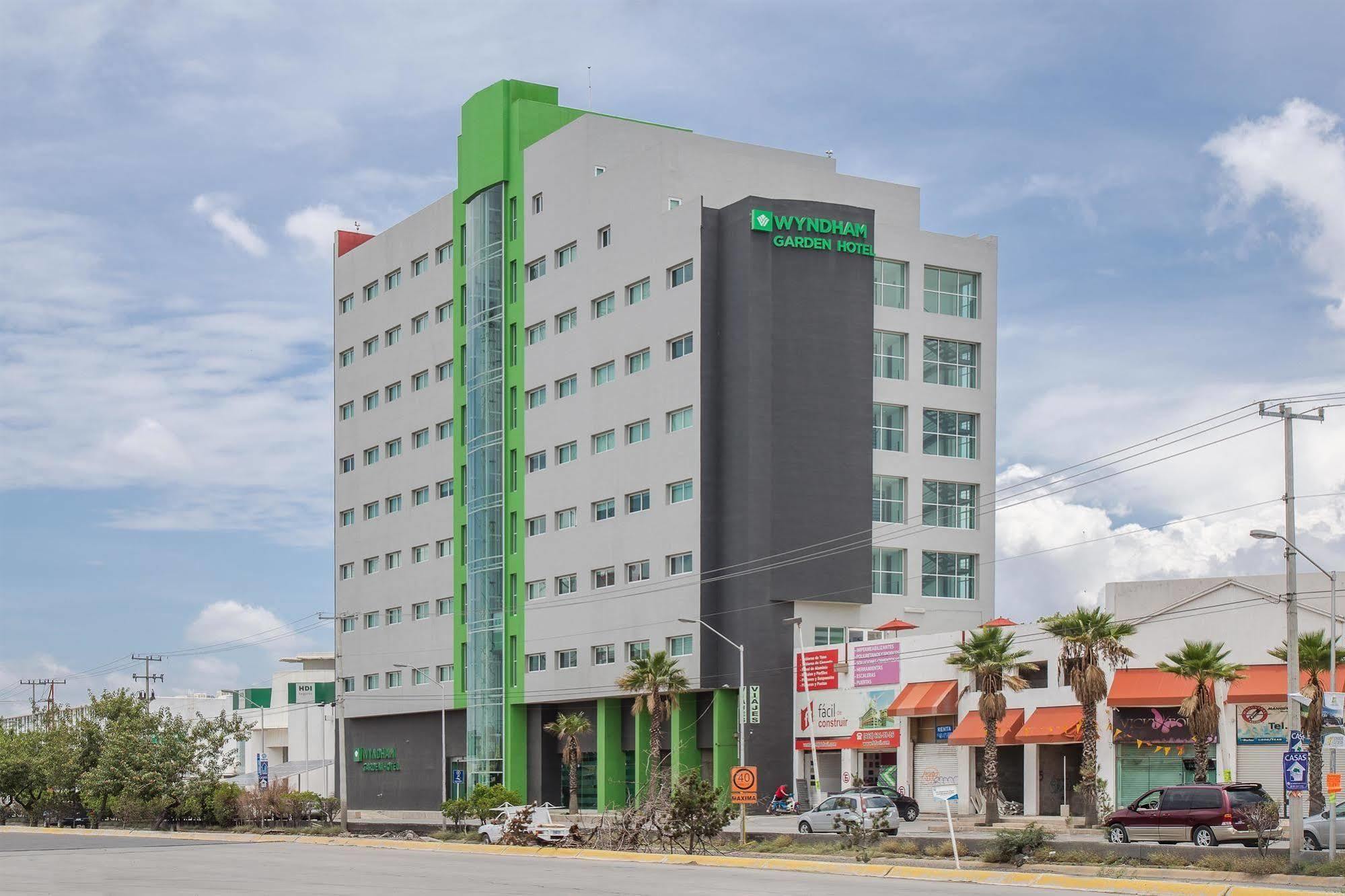 Wyndham Garden Hotel Celaya Celaya  Exterior photo