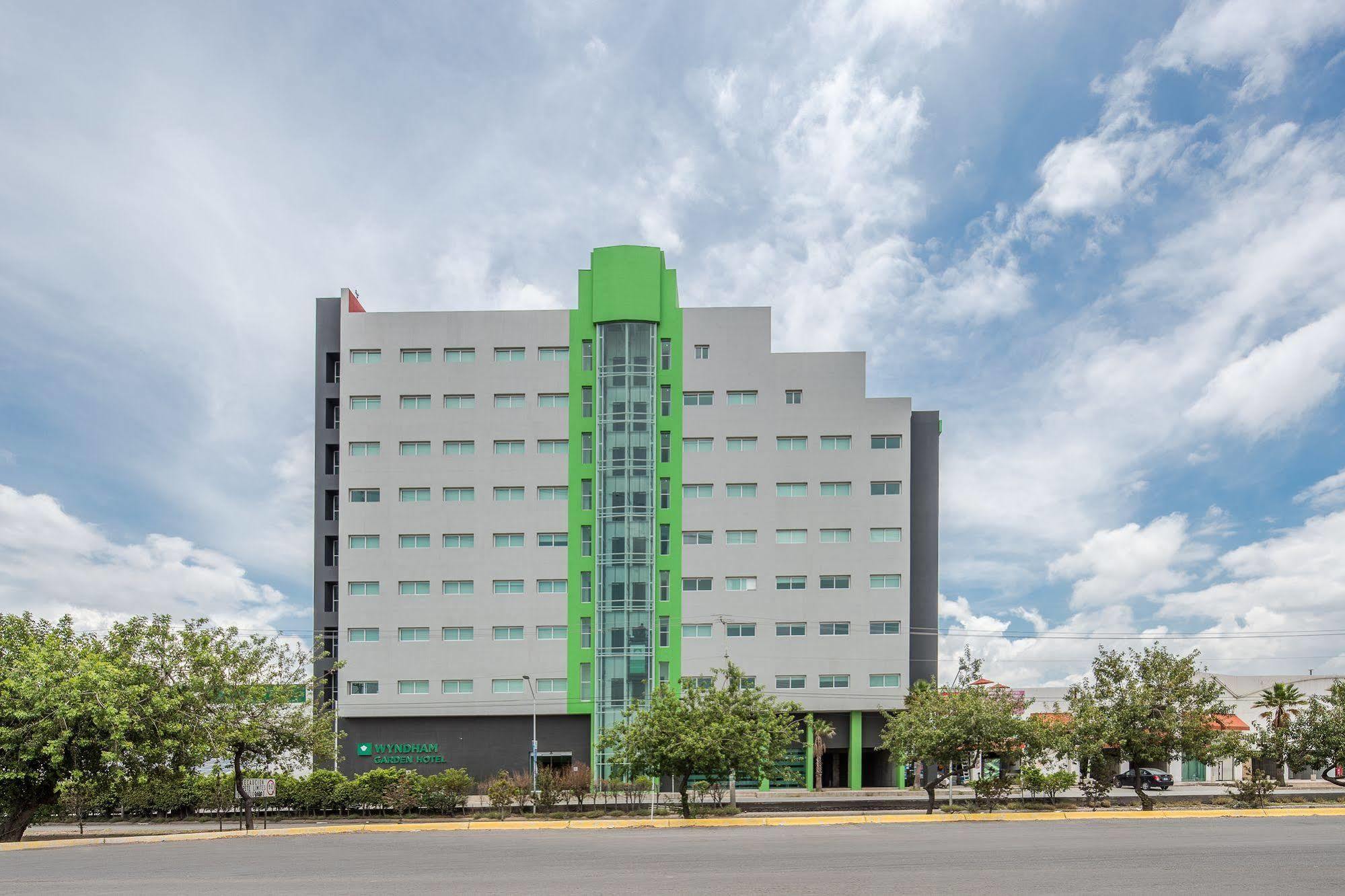 Wyndham Garden Hotel Celaya Celaya  Exterior photo