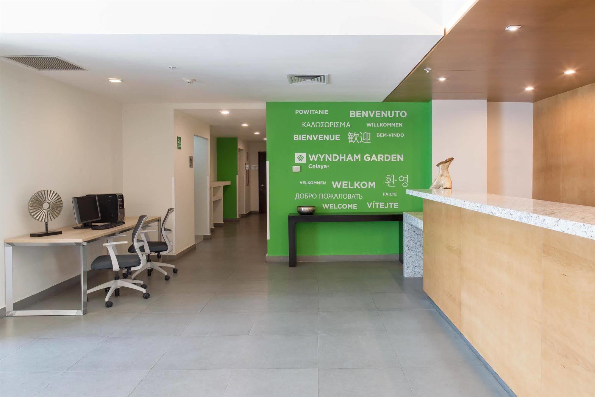 Wyndham Garden Hotel Celaya Celaya  Exterior photo